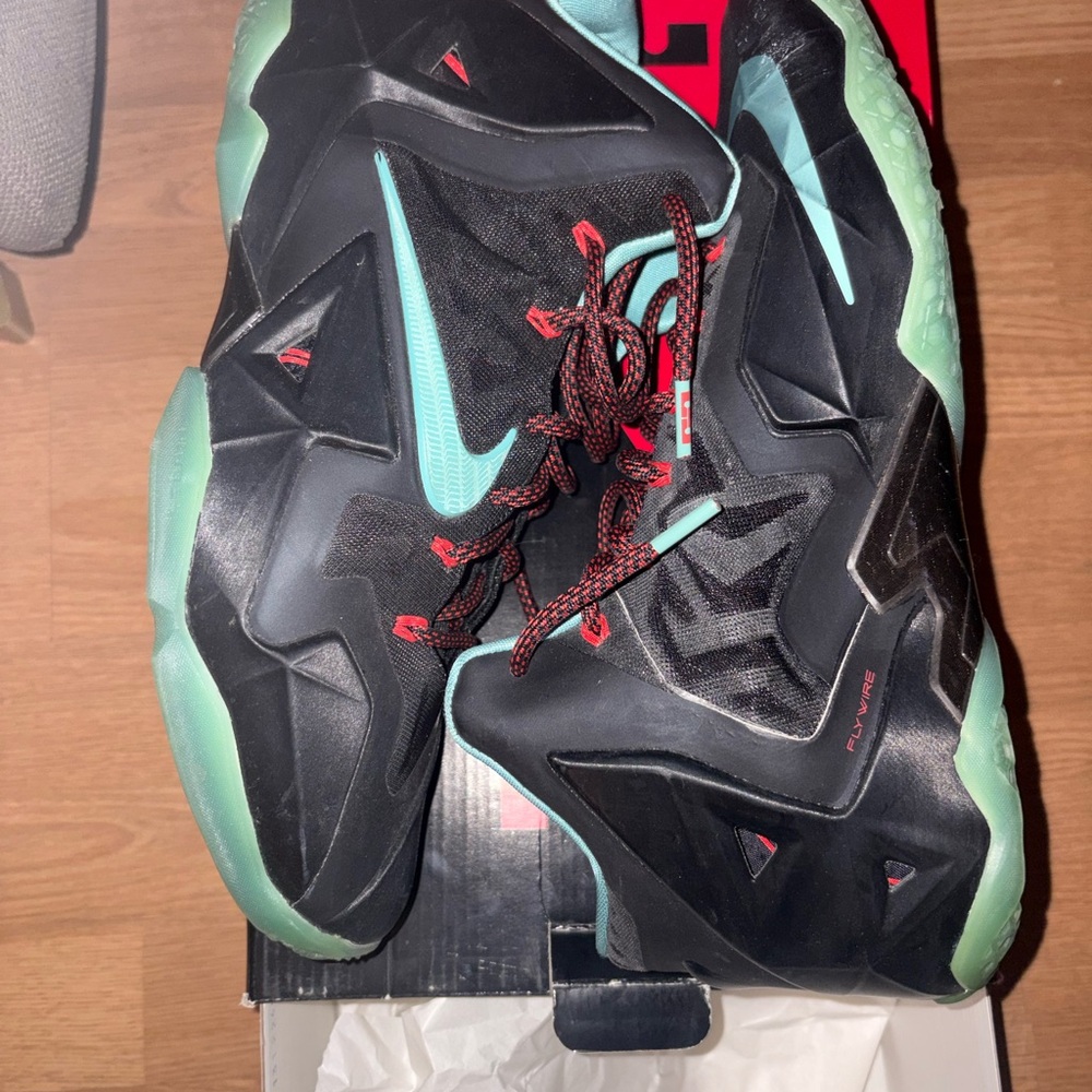 Nike LeBron XI Black